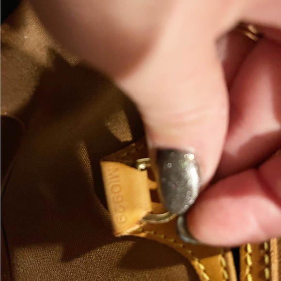 Louis Vuitton Ellipse Backpack - Picture 3 of 4